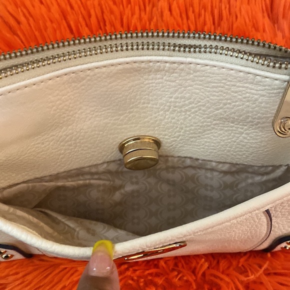 Wristlet - Picture 4 of 7